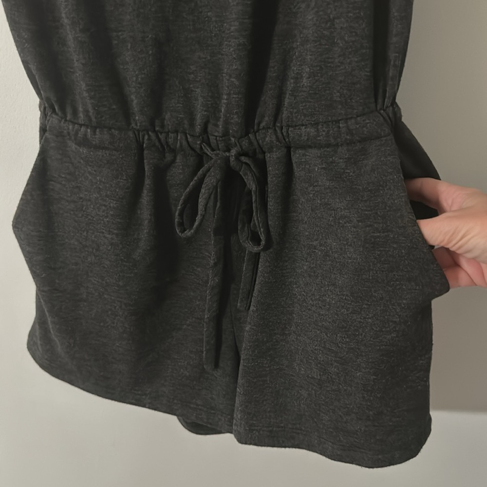 Romper - Picture 3 of 4